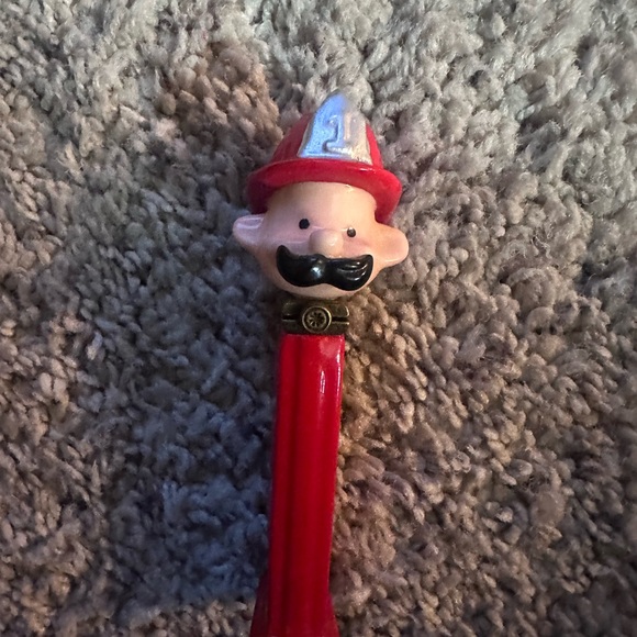 PHB Midwest Retrospect Pez Fireman Porcelain Hinged Trinket Box 1999 - Picture 3 of 3